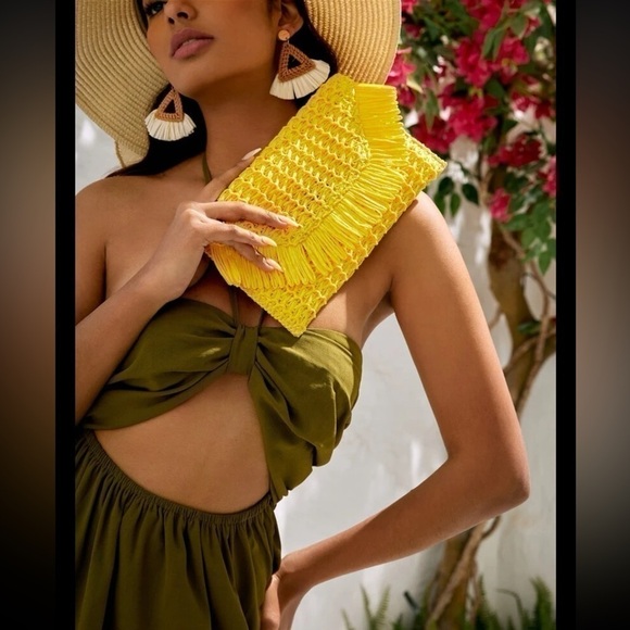 Fringe Decor Envelope Woven Bag - Picture 11 of 16